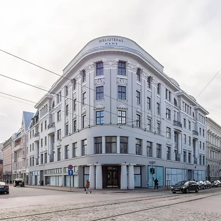 Quiet Former Library By Innorental Apartmán Riga