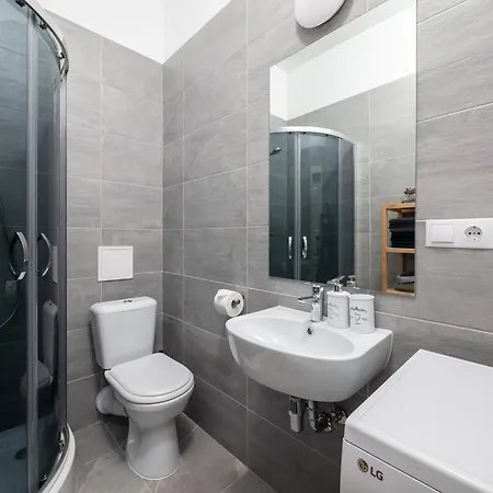 Quiet Former Library By Innorental Apartament Ryga